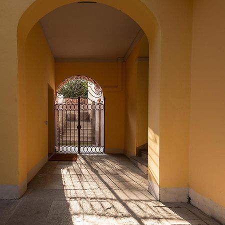 Appartamento Tivano In Centro Storico Como Exteriér fotografie